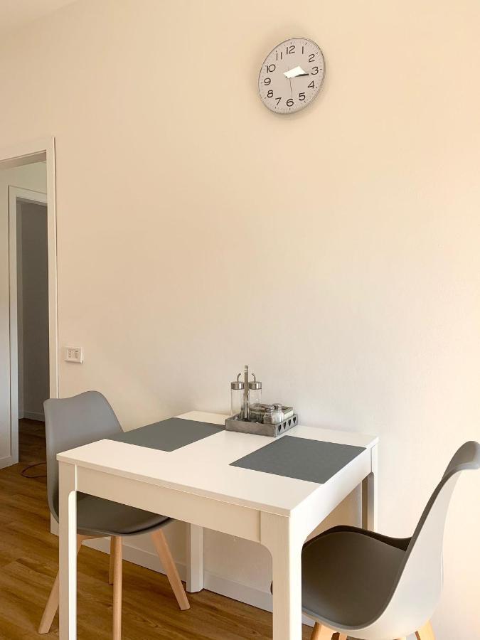 Smartspot Rosia Apartment Bagian luar foto